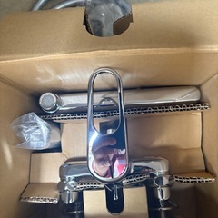 ｻﾝｴｲシャワー混合水栓（新品未使用品〕の画像