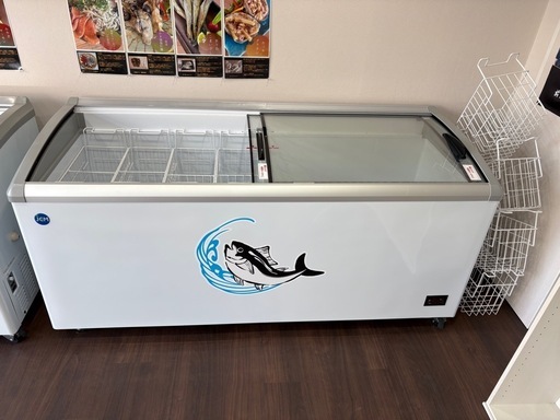 業務用冷凍ショーケース(ラウンド扉)