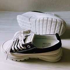【新品未使用】レディース 厚底 スニーカー 23cmの画像