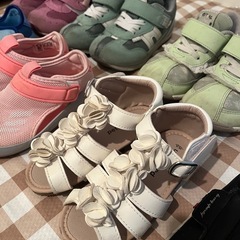 キッズシューズ、サンダルの画像