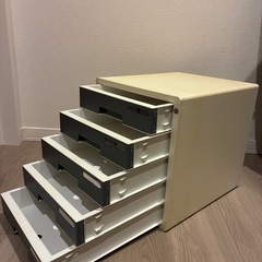 事務用品　収納の画像