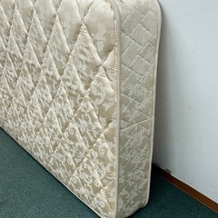 シーリー　マットレス　シングルサイズ　厚手　寝具　の画像