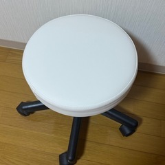 キャスター付き昇降スツールの画像