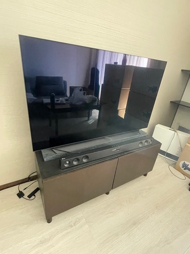 LG 有機ELテレビ&スピーカー&TV台（引き取りに来れる方のみ）
