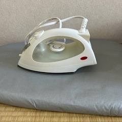 アイロン　アイロン台の画像