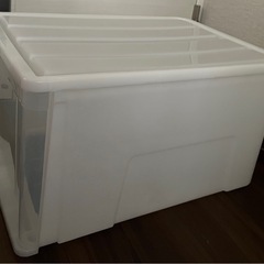 衣装ケースの画像