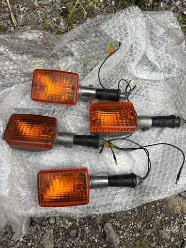 XJ400ウインカー (k) 名護のその他の中古あげます・譲ります