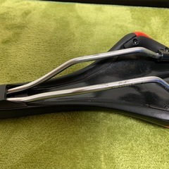 VERO　サドルの画像