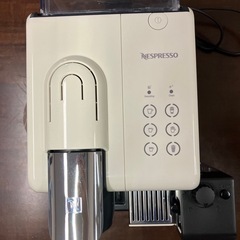 ネスプレッソ・コーヒーメーカー　F511の画像