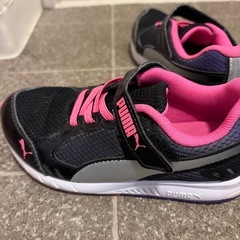 【18cm】pumaスニーカーの画像