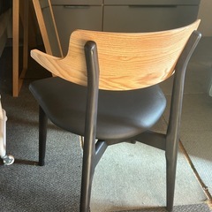 Gセミアームチェア「Bonnie(ボニー)」  東京インテリアの画像