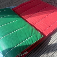 体育マットの画像