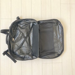 旅行バッグとPCバッグセットの画像