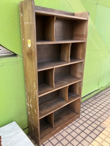 お取り置き不可‼️早い者勝ち0円無料引き取りSALE‼️ 本棚 汚れ多数