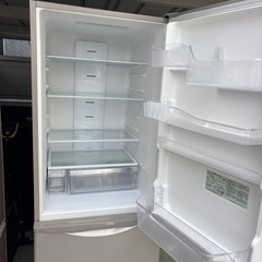 HITACHI2019年製冷蔵庫の画像