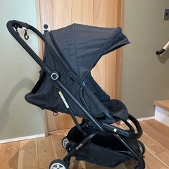 Cybex ブラック イージーSツイストの画像