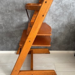 ベビーハイチェア　ストッケ  トリップトラップの画像