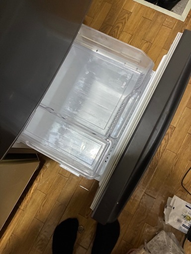 冷蔵庫　146L 右開き