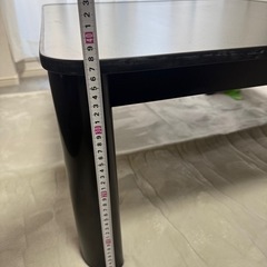 こたつにもなるテーブルの画像