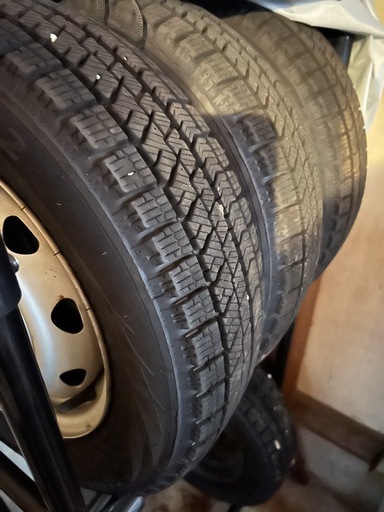 軽スタッドレスタイヤR12　　