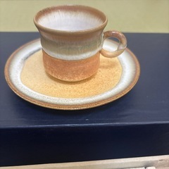 コーヒーカップとソーサーの画像