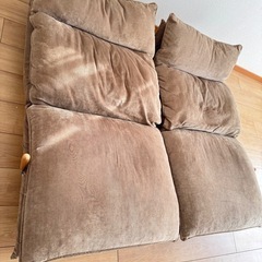 ソファー ベッドの画像