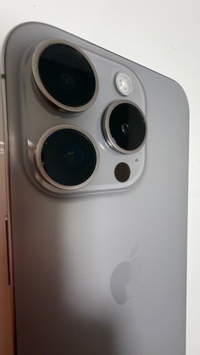Apple iPhone 15 Pro 128GB ナチュラルチタニウム