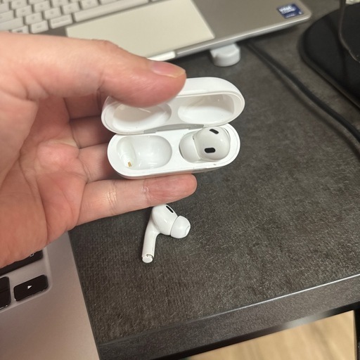 AirPodsMac純正イヤホンほぼ未使用