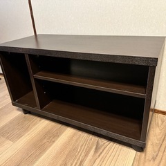 【刈谷市】キャスター付きテレビ台(幅66cm・ダークブラウン・中古品)の画像