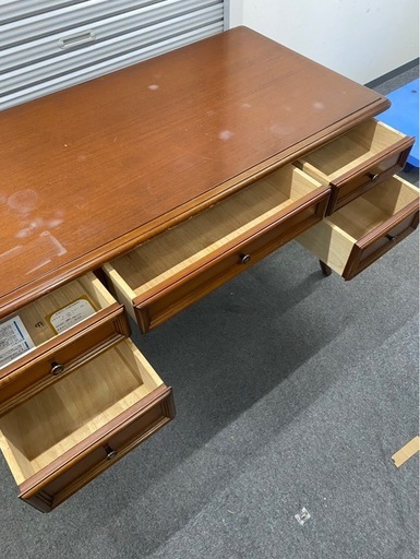 東海家具 クラシック テーブル　天然木 猫脚 デスク120cm 東海家具 クラシック テーブル 天然木 猫脚 デスク120cm 【公式通販】
