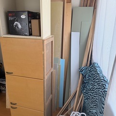 石膏ボード、木材、棚、その他いろいろ の画像