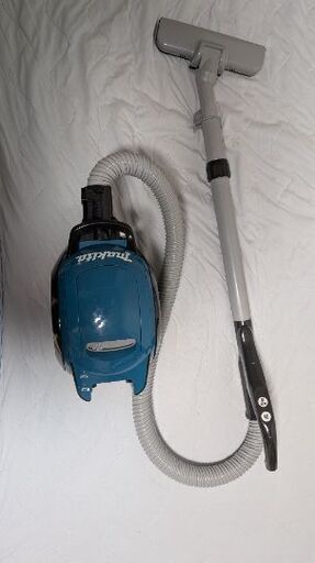 マキタ CL500D 18V 掃除機 makita cl500 バッテリーなしジャンク品
