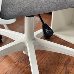 🉐表示価格より10%OFF🉐デスクセット　NITORI　3点(デスク・チェア・ライト)の画像