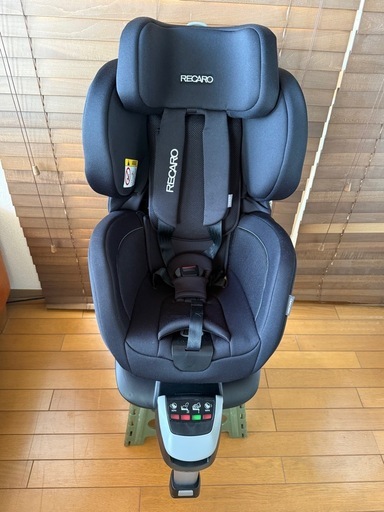 RECARO サリア J チャイルドシート ブラック ISOFIX対応 (maana) 伊勢