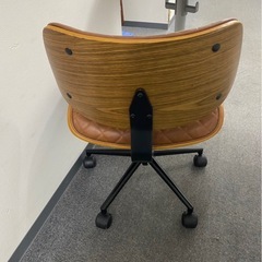 木製円形ハイテーブル×レザー　ワークチェアセット　テーブルチェアセットの画像