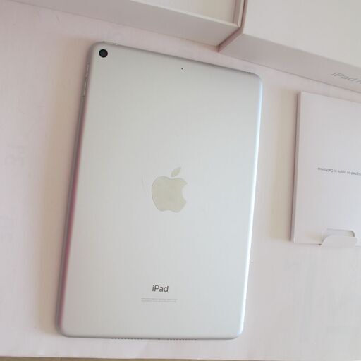 Apple iPad mini 第5世代Wi-Fiモデル 64GB シルバー MUQX２J/A　　中古　美品