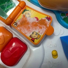 アンパンマン たっちしてタッチテーブル　おしゃべり　音　サウンド　つかまり立ちの画像