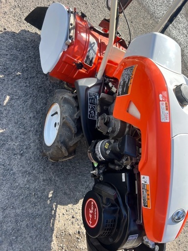 クボタ管理機　TRS700