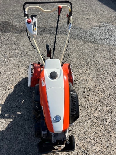 クボタ管理機　TRS700