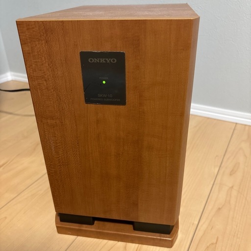 アンプ内蔵サブウーファー　ONKYO　SKW-10