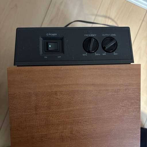 アンプ内蔵サブウーファー　ONKYO　SKW-10