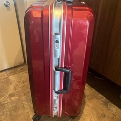 【スーツケース】65L・赤色・TSAロックの画像