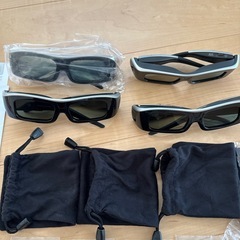 SHARP/3Dメガネ　4セット　新品同様　AN-3DG10の画像