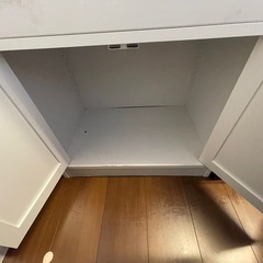 レンジ台／食器棚（白）※傷あり・現状渡しの画像