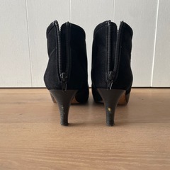 United arrows ブーティ　の画像