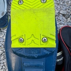 スキーブーツ　男の子の画像