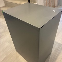 アメリカ🇺🇸オフィス収納🗄️キャビネットの画像