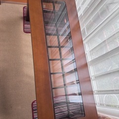 しっかりした作りのローテーブル120ガラス天板の画像