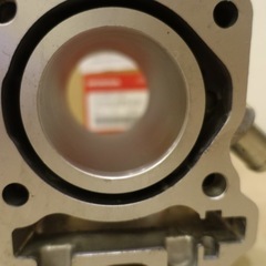 HONDA PCX125 JF28/56用シリンダー純正新品の画像