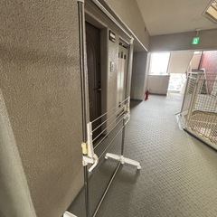 室内物干しの画像